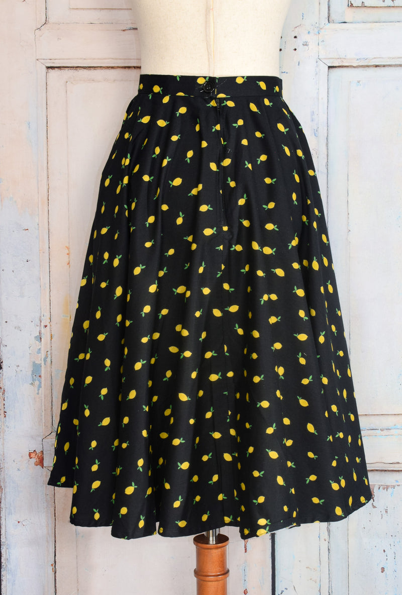 NWT - UNIQUE VINTAGE X MAGNOLIA PLACE Black & Yellow Lemon Print Sally Swing Skirt - S