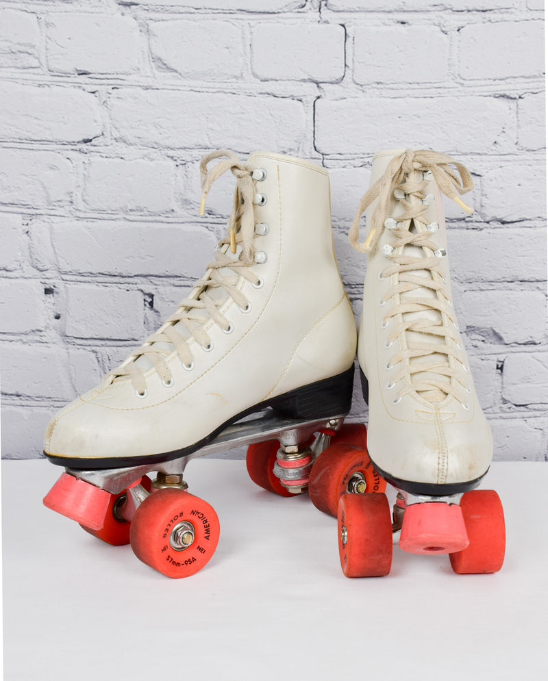Vintage Chicago Ladies White Roller Skates Style #400 w/ Original Box - 7