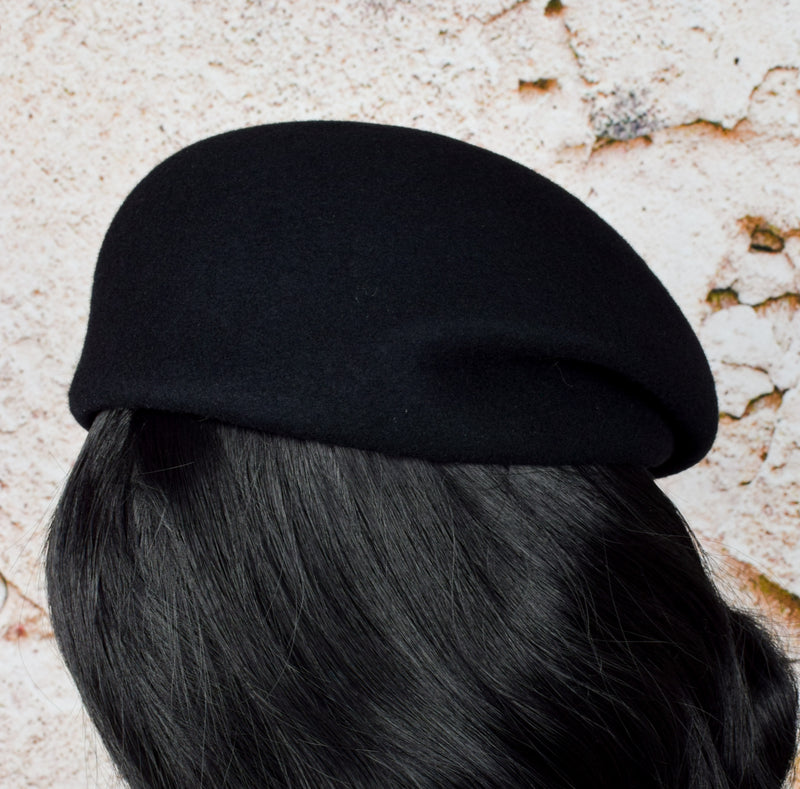 NEW Vintage Women's Sam Bonk Black Beret Cap - 21-1/2"