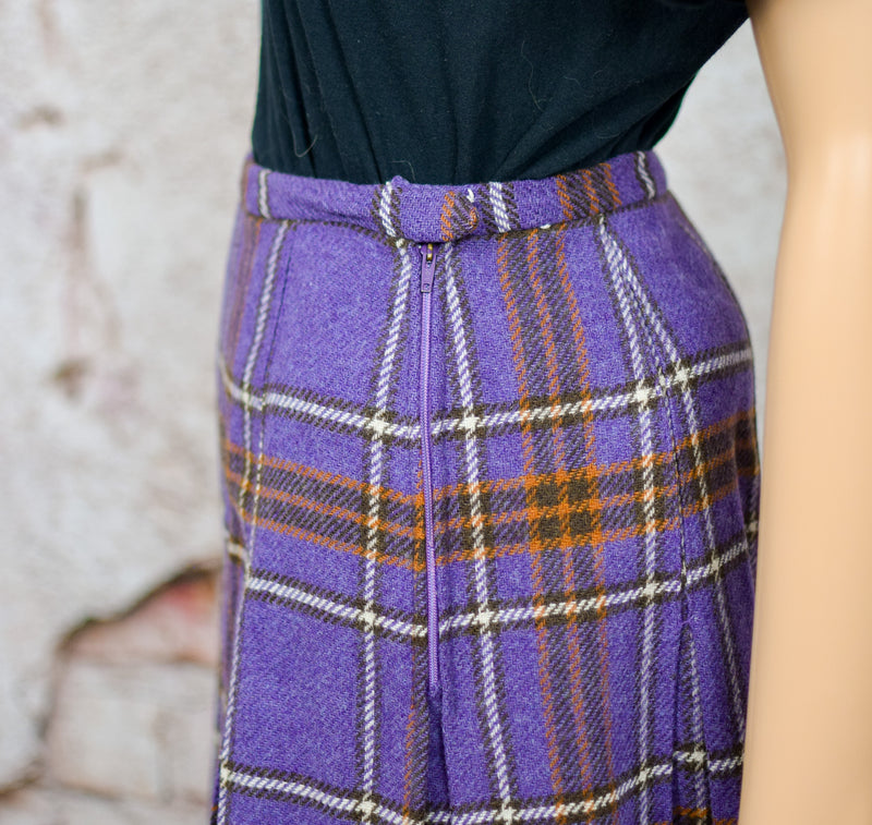 Vintage 70s Purple Plaid GARLAND Pleated Wool High Waisted Skirt