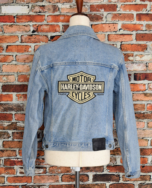 Vintage 90's Light Wash HARLEY DAVIDSON Jean Jacket w/ Back Logo Patch - M