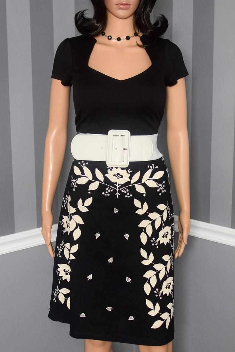 Black/White Floral Embroidered ANTHROPOLOGIE SNAK A-line Skirt - 4