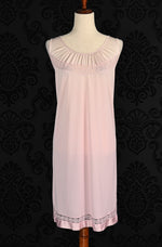 Vintage 70s/80s Light Pink VANITY FAIR Sleeveless Nightgown - M
