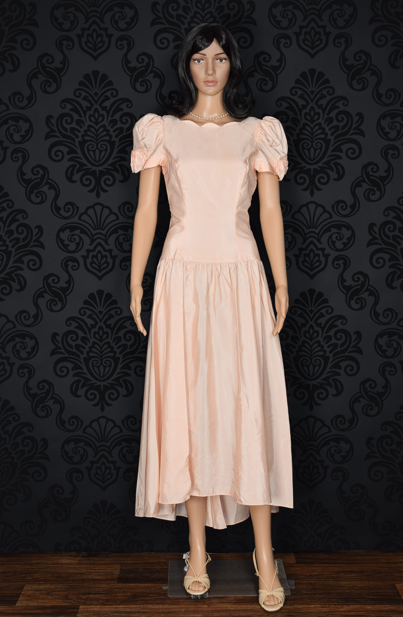 女性のビンテージ 80 年代アルフレッド アンジェロ ピンク タフタ ドロップ ウエスト ハイロー フォーマル ドレス