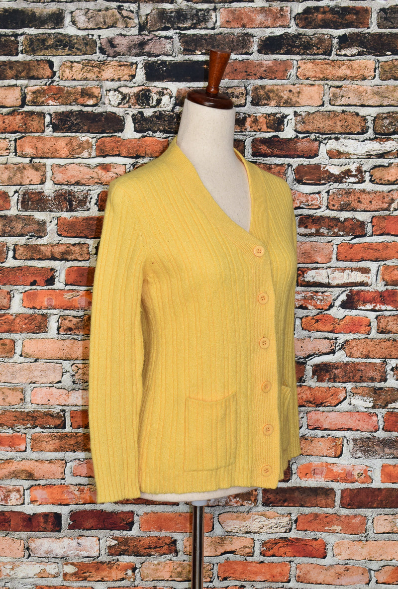 Vintage 90s Yellow Wool/Acrylic MACY'S Cardigan Sweater - L