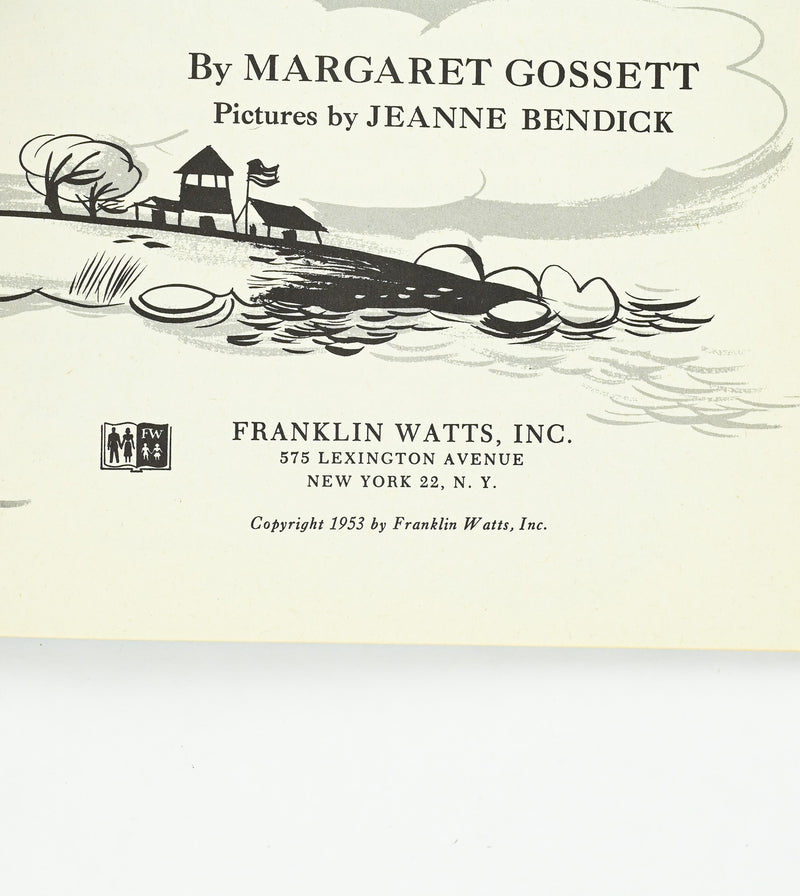 1953 7th Printing - THE FIRST BOOK OF BOATS - Margaret Gossett - Franklin Watts Hardback Book