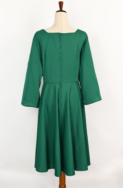 Vintage 70s/80s Green Polyester ROAMAN'S Long Sleeve Fit & Flare Dress