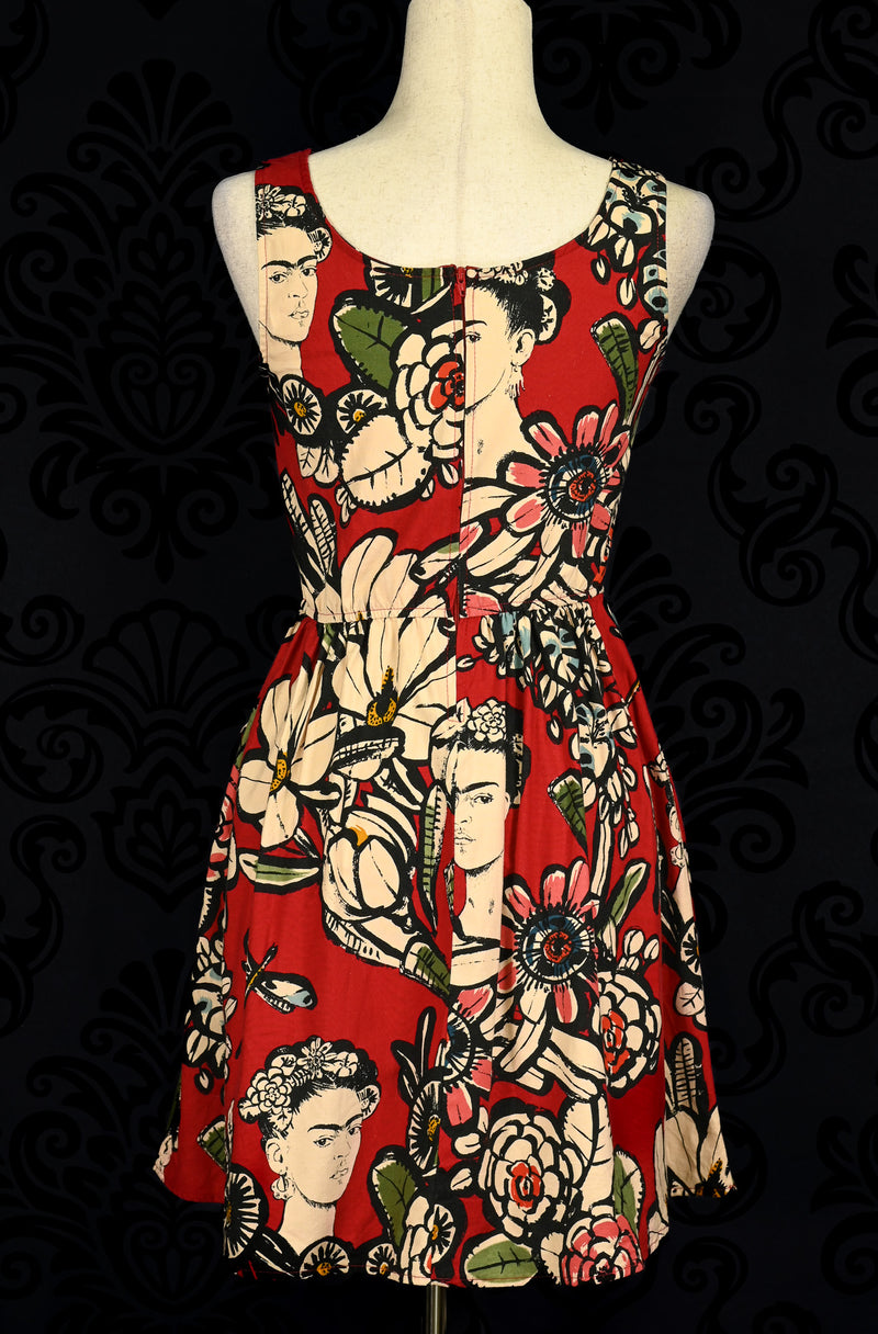 Red Floral RETROLICIOUS "Frida Kahlo" Swing Dress - S