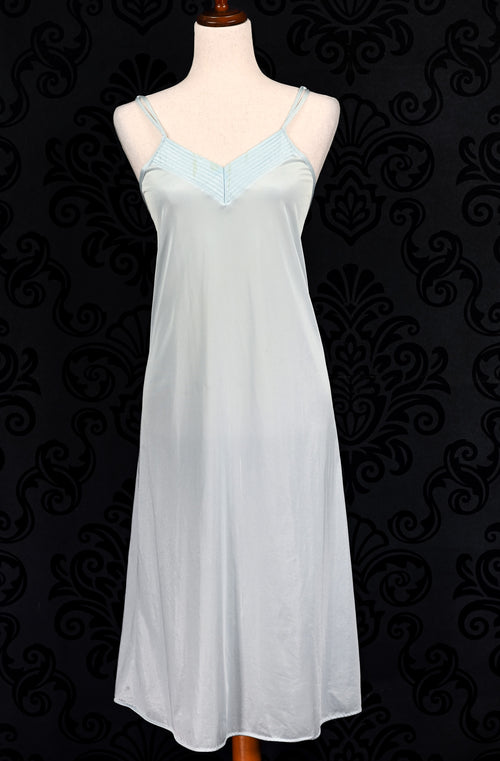 Vintage 80s Light Blue Floral ROMANTIC COURT Nightgown & Robe Set - LG