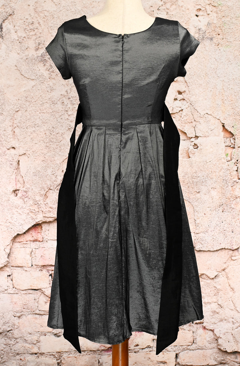 Vintage 2000s Silver JODY CALIFORNIA Short Sleeve Fit & Flare Dress - 3/4