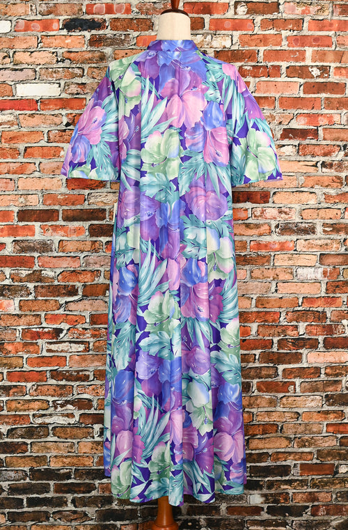 DEADSTOCK - Vintage 70s Blue & Purple Floral PYKETTES Polyester Short Sleeve House Dress - One Size