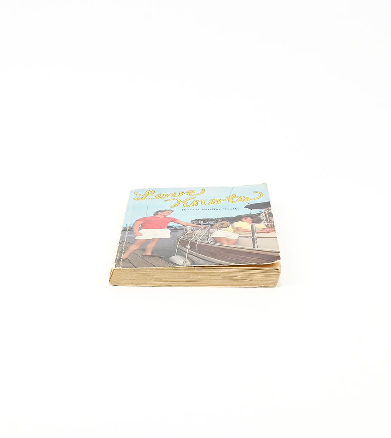 RARE 1987 Edition - LOVE KNOTS - Wanda VanHoy Smith - Paperback Book