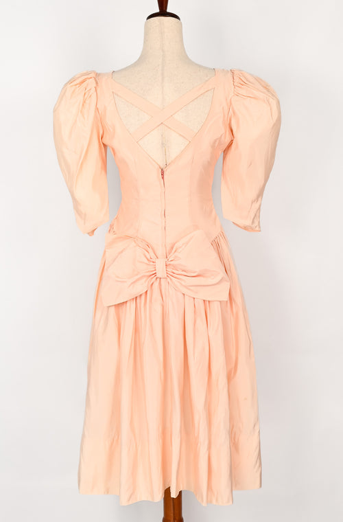 Vintage 80s Peachy Pink Taffeta ILGWU Made Princess Cut Puffed Sleeve Formal Dress - 9/10