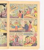 Aug. 1972 Edition - ARCHIE'S TV LAUGH-OUT #13 - Giant Series Comic Magazine